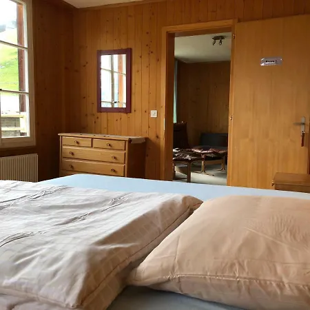 Altes Schulhaus Gimmelwald 여관