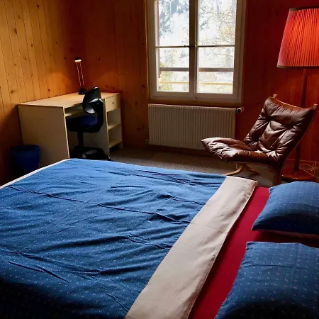 Altes Schulhaus Gimmelwald 여관 *