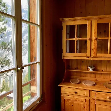 Altes Schulhaus Gimmelwald Inn